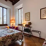 公寓 Old Town David's Flat